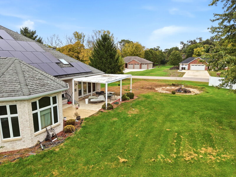 365 E Pine Meadow Court Morris IL 60450