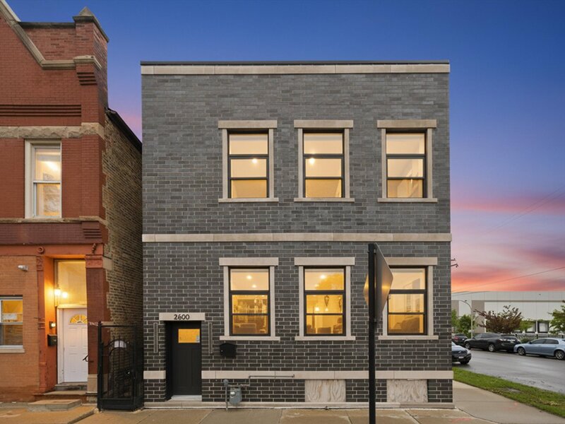 2600 W 25th Street Chicago IL 60608