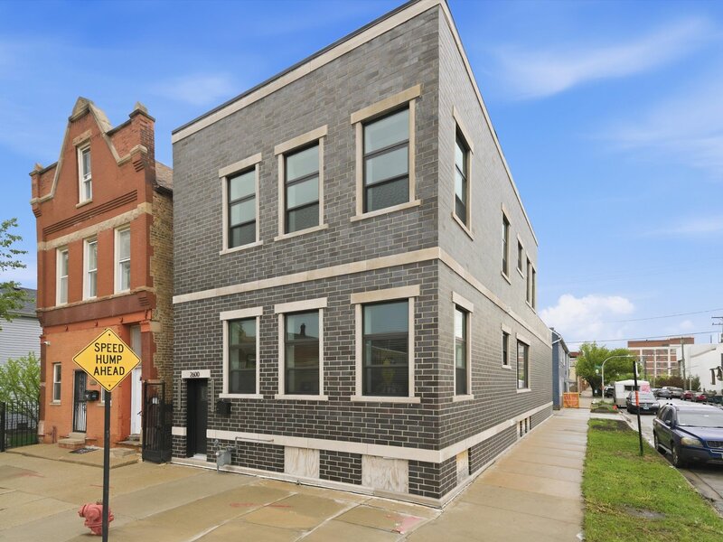 2600 W 25th Street Chicago IL 60608