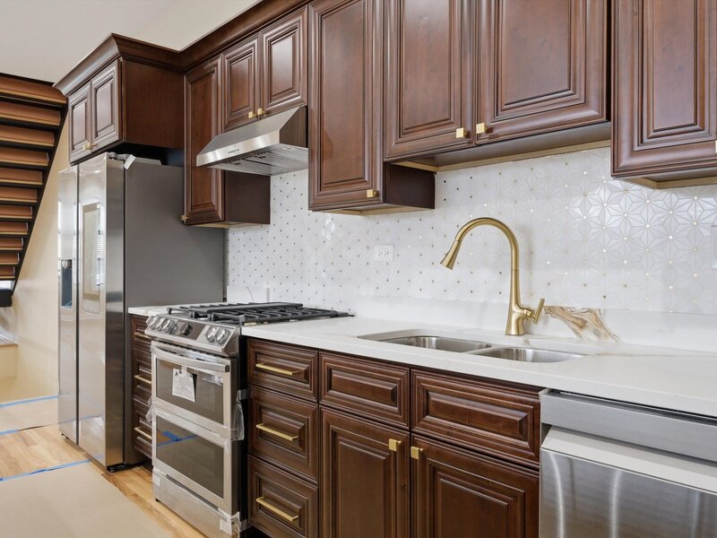 2600 W 25th Street Chicago IL 60608