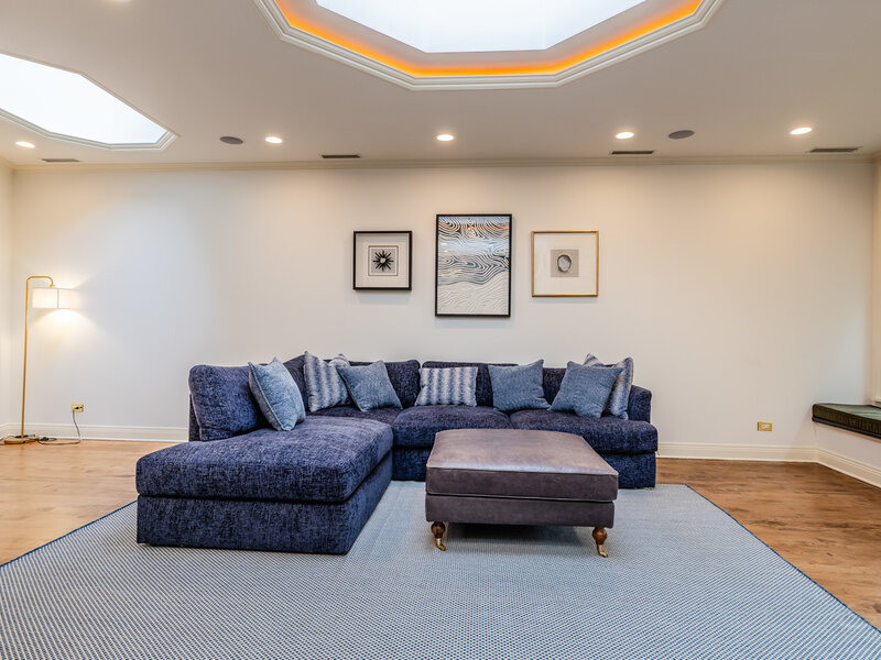 2143 N Sedgwick Street Chicago IL 60614