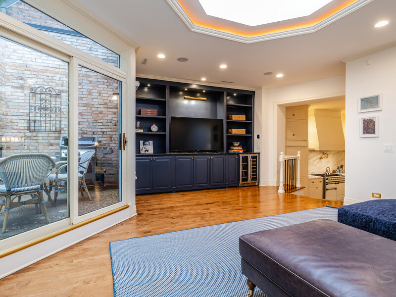 2143 N Sedgwick Street Chicago IL 60614