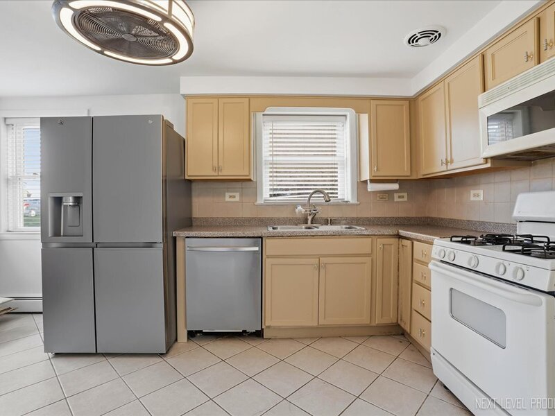 2711 N 72nd Court Elmwood Park IL 60707