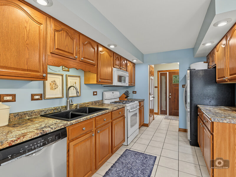 15224 Walnut Road Oak Forest IL 60452