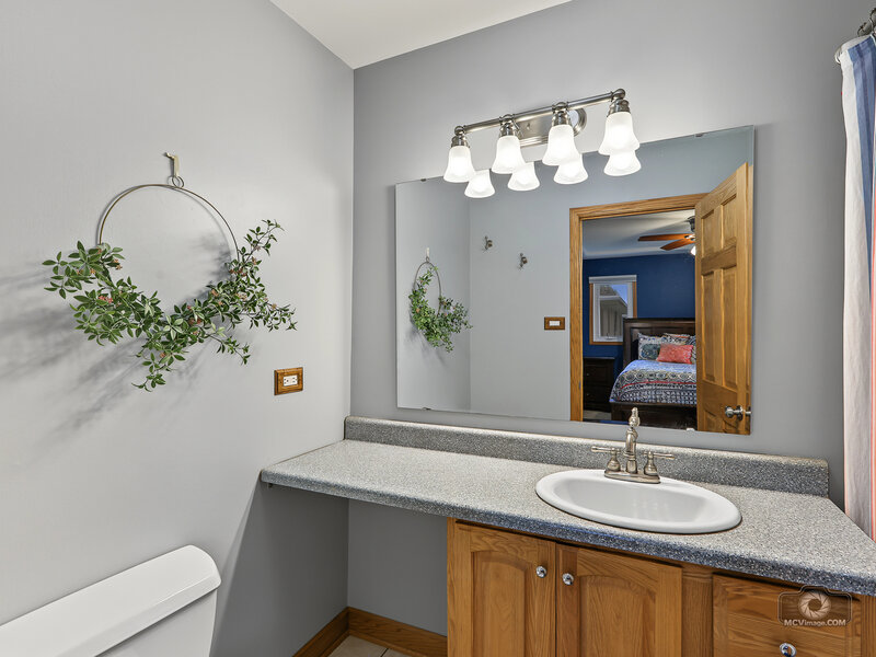 15224 Walnut Road Oak Forest IL 60452