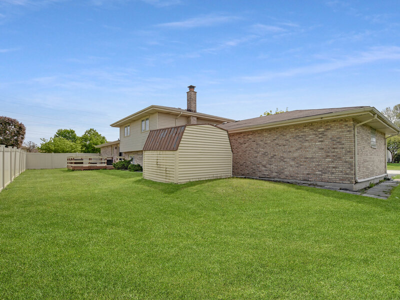 8218 170th Street Tinley Park IL 60477