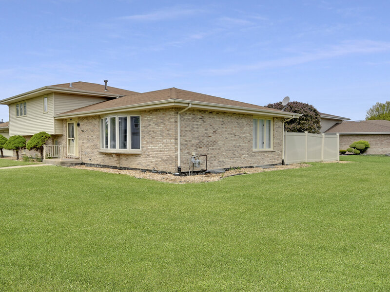 8218 170th Street Tinley Park IL 60477