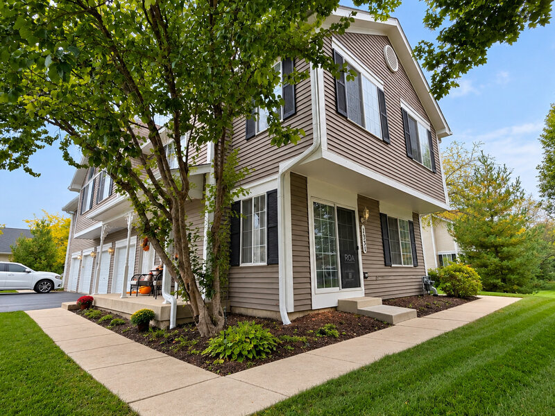 1331 Lowell Drive South Elgin IL 60177