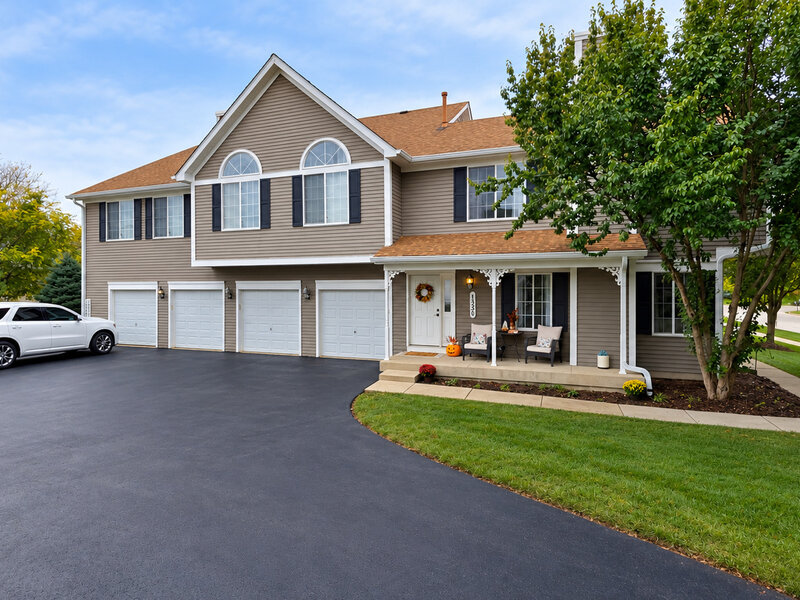 1331 Lowell Drive South Elgin IL 60177