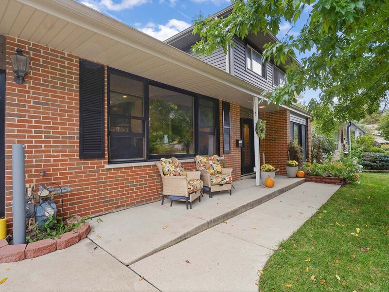 430 Spruce Drive Schaumburg IL 60193