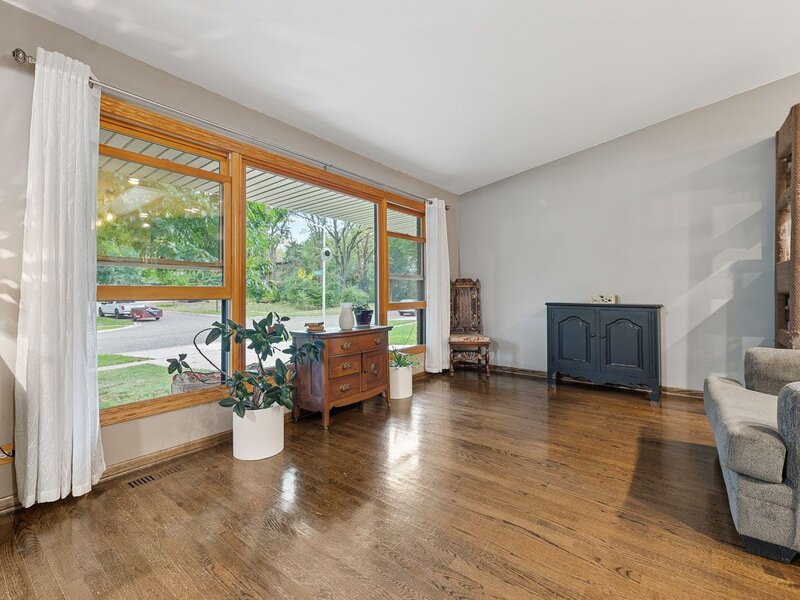 430 Spruce Drive Schaumburg IL 60193