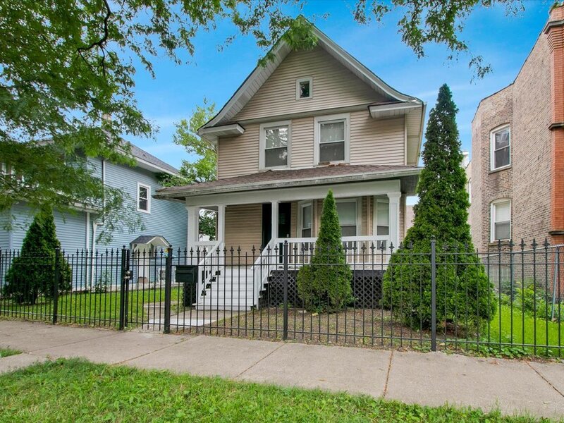 5465 W Cortez Street Chicago IL 60651