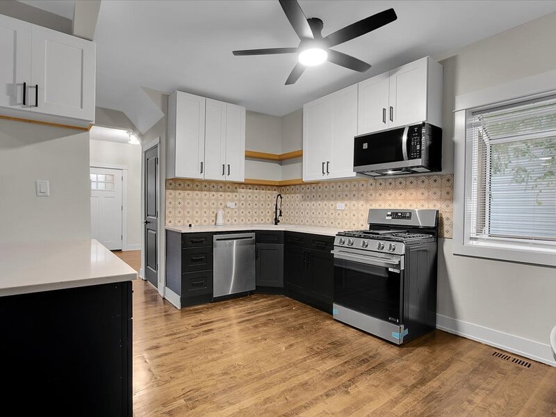 5465 W Cortez Street Chicago IL 60651