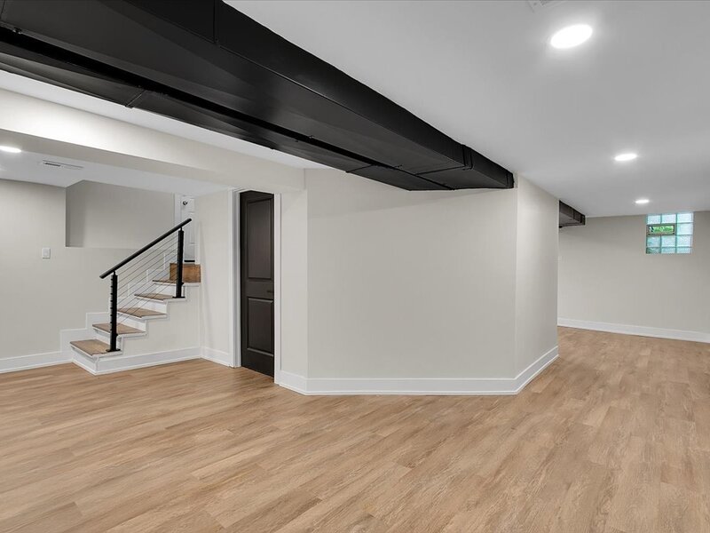 5465 W Cortez Street Chicago IL 60651