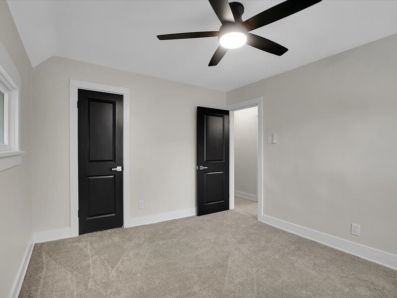 5465 W Cortez Street Chicago IL 60651
