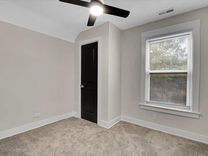 5465 W Cortez Street Chicago IL 60651