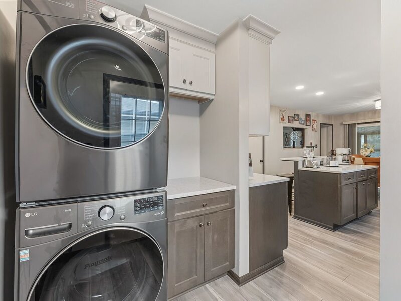 641 Clearmont Drive Elk Grove Village IL 60007