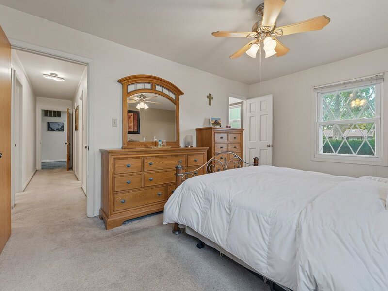 641 Clearmont Drive Elk Grove Village IL 60007