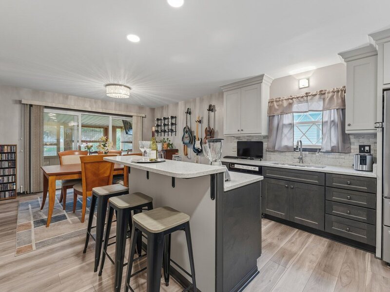 641 Clearmont Drive Elk Grove Village IL 60007