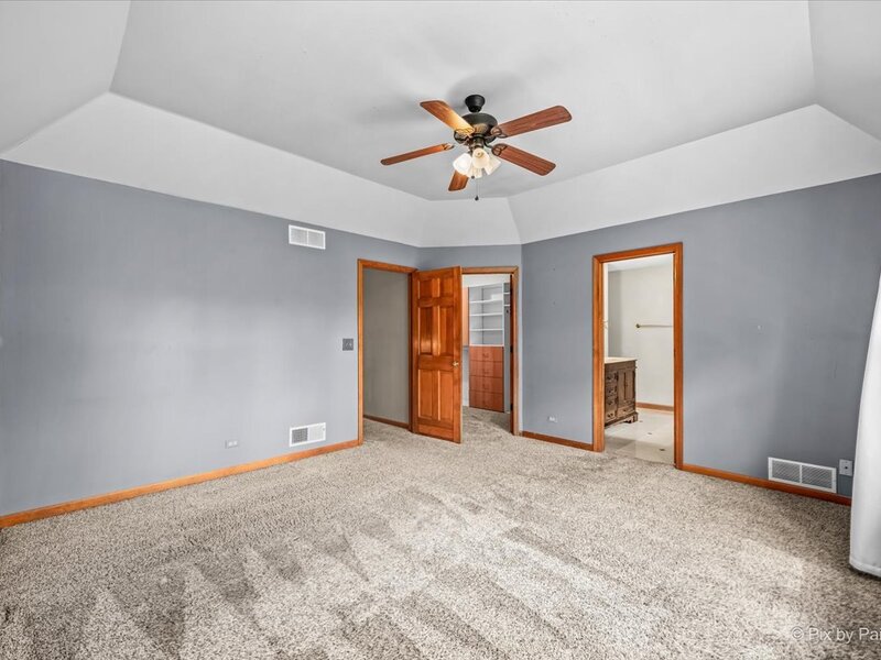 1468 Plum Grove Court Carol Stream IL 60188