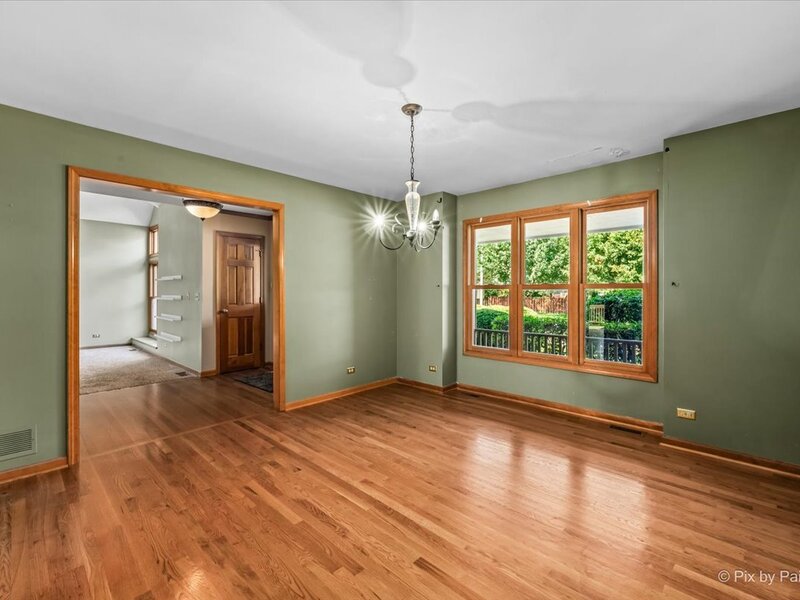 1468 Plum Grove Court Carol Stream IL 60188