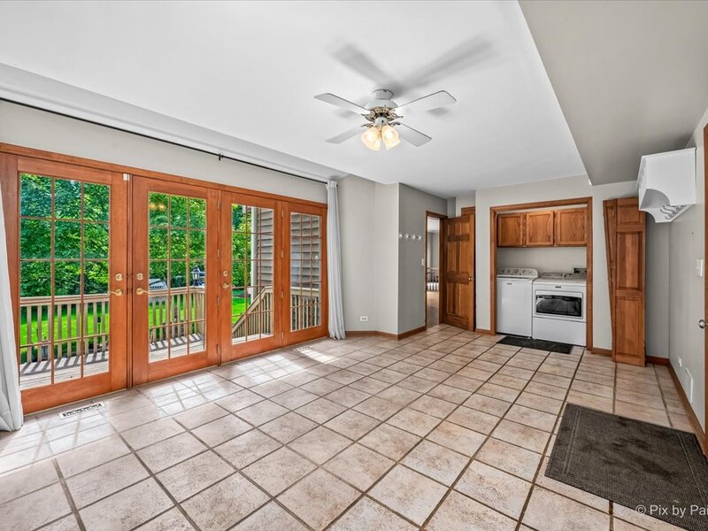 1468 Plum Grove Court Carol Stream IL 60188