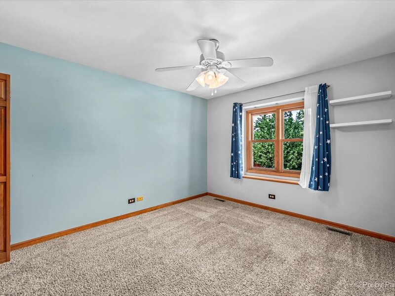 1468 Plum Grove Court Carol Stream IL 60188