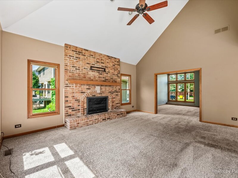 1468 Plum Grove Court Carol Stream IL 60188