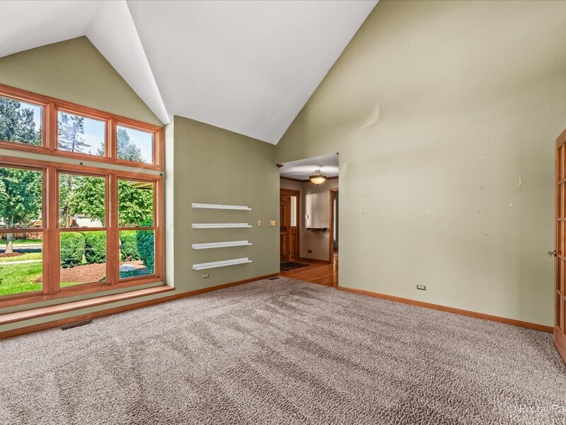 1468 Plum Grove Court Carol Stream IL 60188