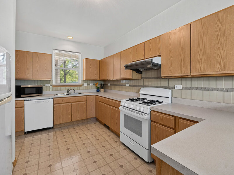 2835 Cattail Court Wauconda IL 60084