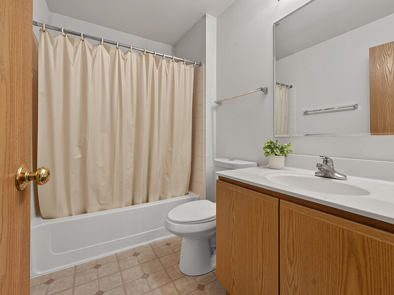 2835 Cattail Court Wauconda IL 60084