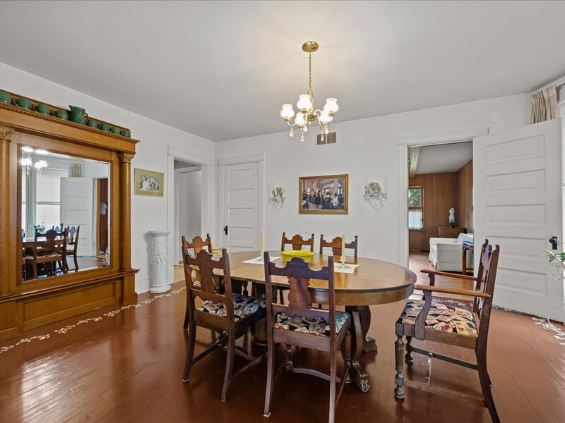 621 Hardin Avenue Aurora IL 60506