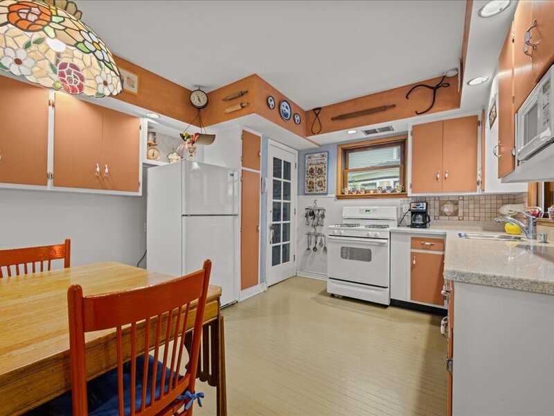 621 Hardin Avenue Aurora IL 60506
