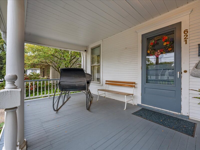 621 Hardin Avenue Aurora IL 60506