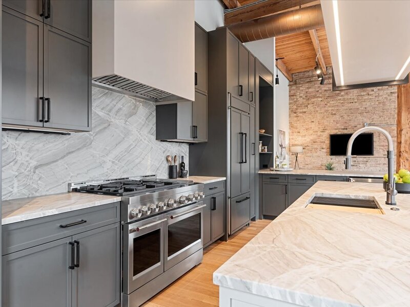 368 W Huron Street Chicago IL 60654