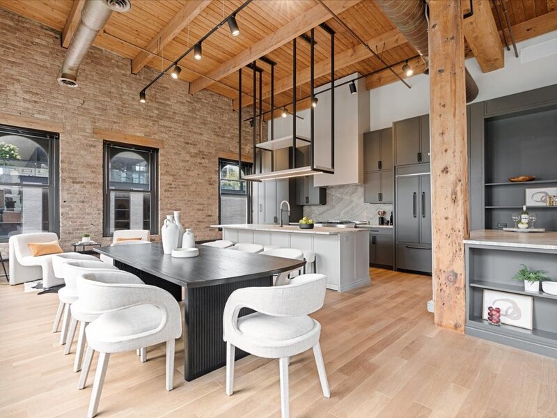 368 W Huron Street Chicago IL 60654