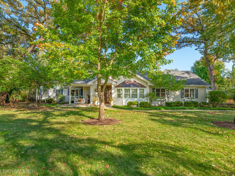 335 Hampshire Lane Lakewood IL 60014