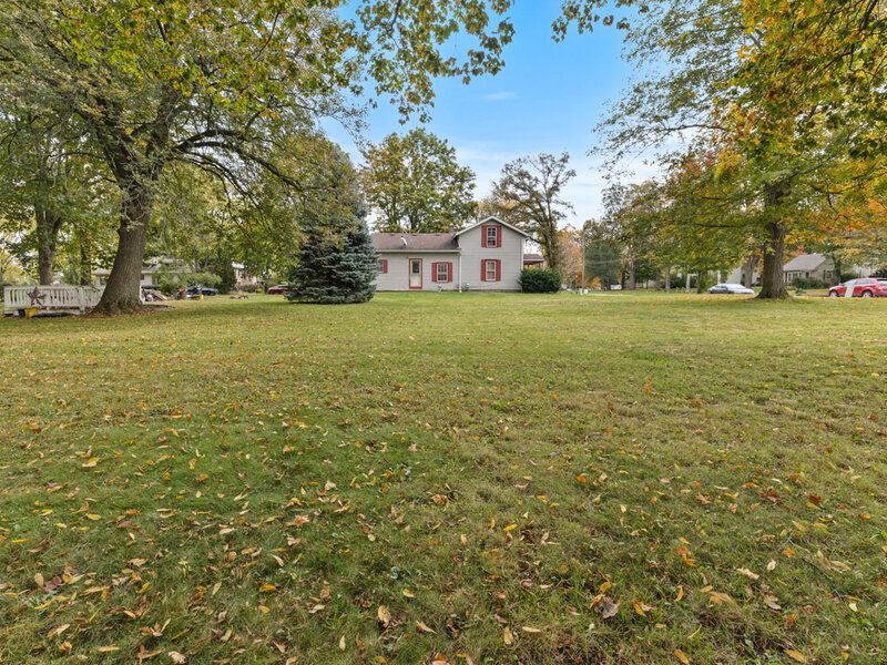 704 W Grant Highway Marengo IL 60152