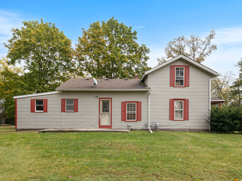 704 W Grant Highway Marengo IL 60152