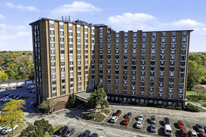 Photo of 1 Renaissance Place Palatine IL 60067 Unit 205