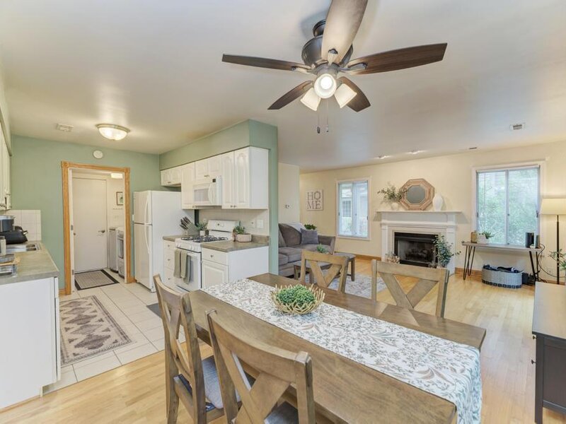5522 Barclay Court Clarendon Hills IL 60514