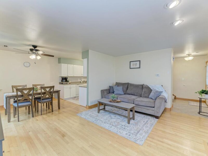 5522 Barclay Court Clarendon Hills IL 60514