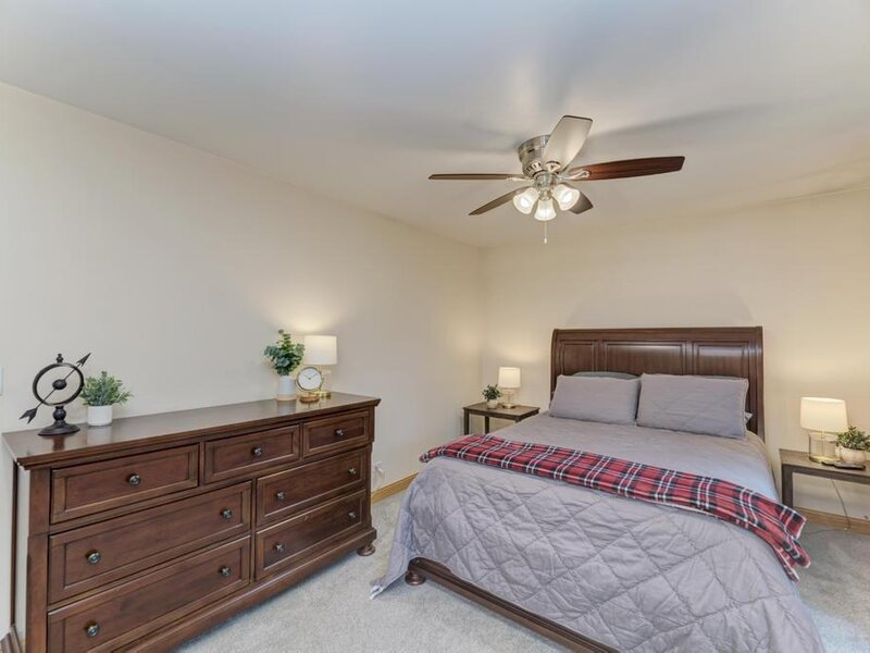 5522 Barclay Court Clarendon Hills IL 60514