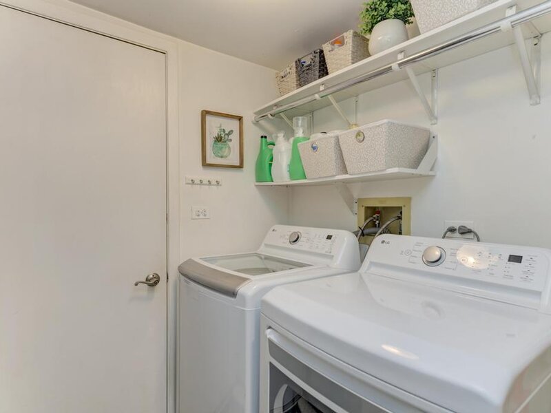 5522 Barclay Court Clarendon Hills IL 60514