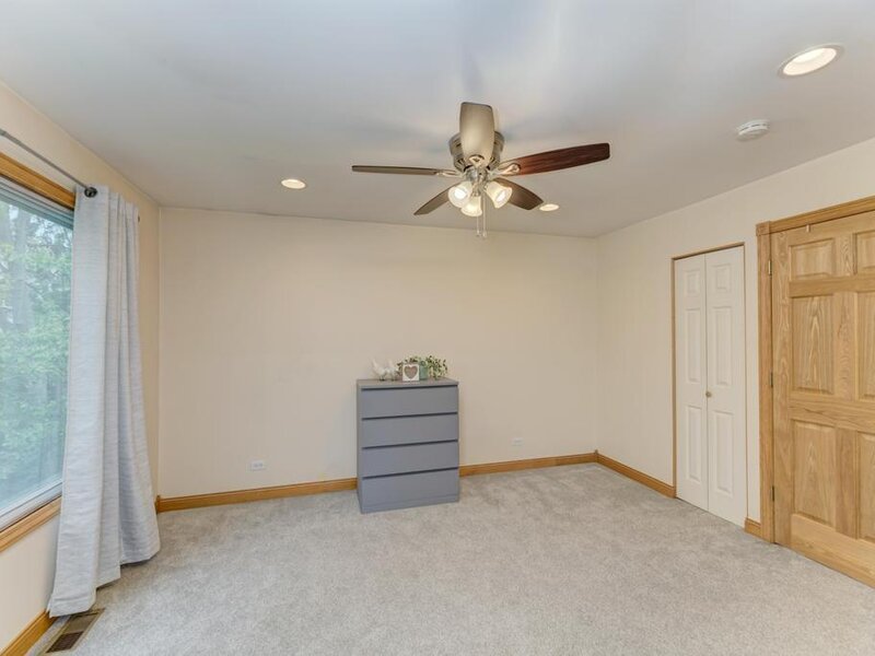 5522 Barclay Court Clarendon Hills IL 60514