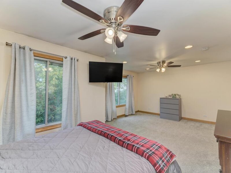 5522 Barclay Court Clarendon Hills IL 60514
