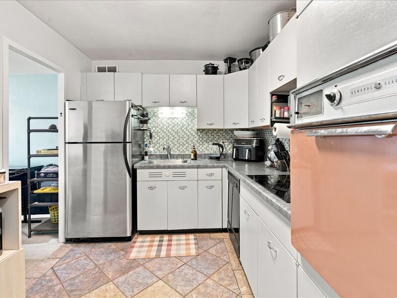 6301 N Sheridan Road Chicago IL 60660