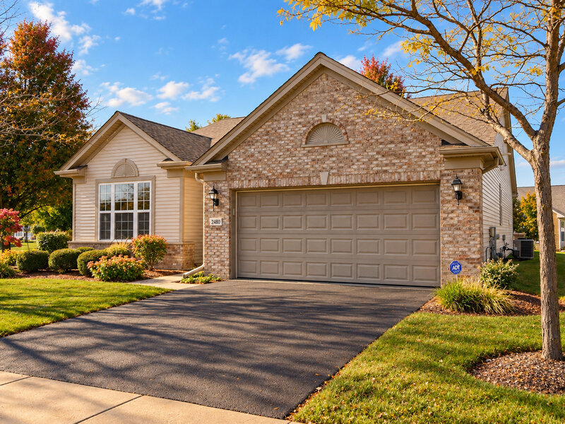 2480 Harvest Valley Elgin IL 60124