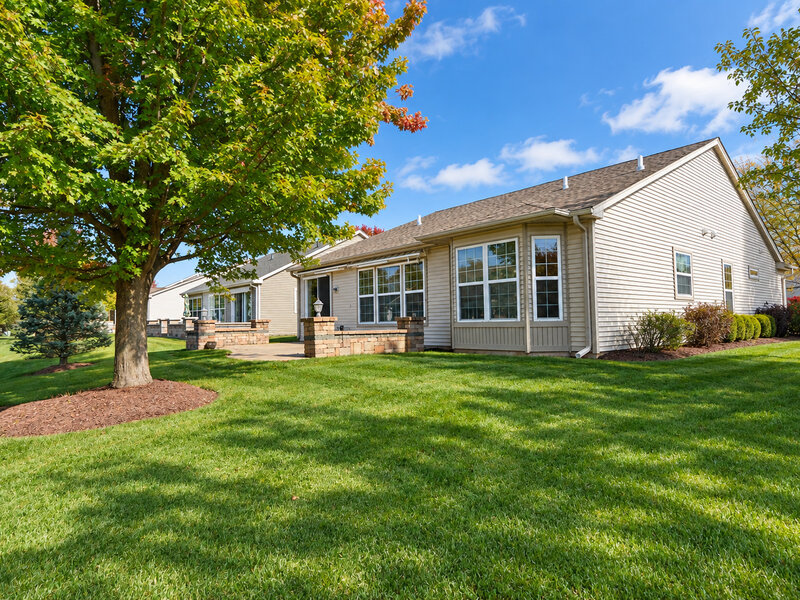 2480 Harvest Valley Elgin IL 60124
