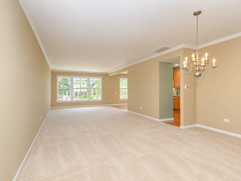 2480 Harvest Valley Elgin IL 60124